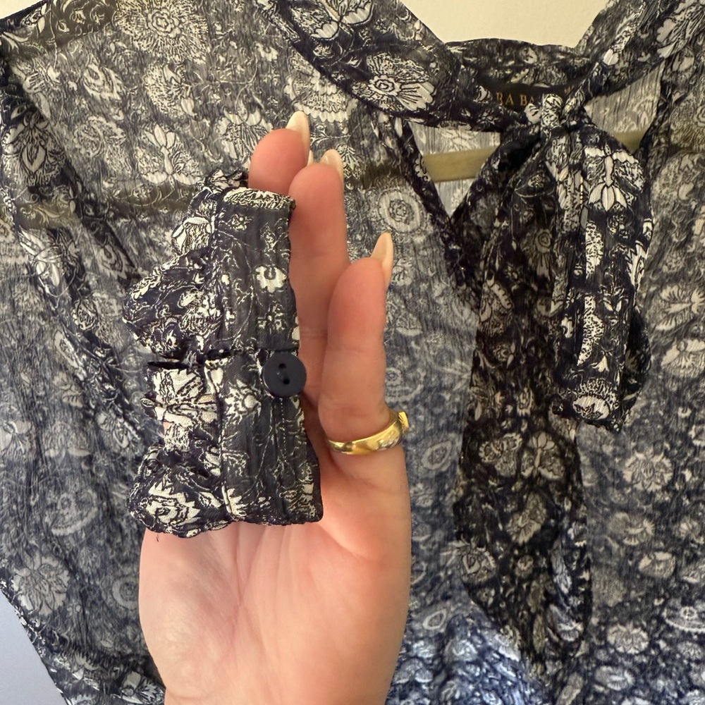 ZARA Basic Navy & White Floral Chiffon Midi Dress - Picture 5 of 9